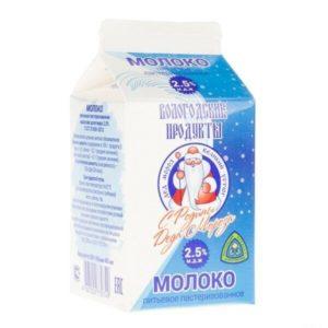Молоко Российское 2,5% 500мл Великий Устюг т/п